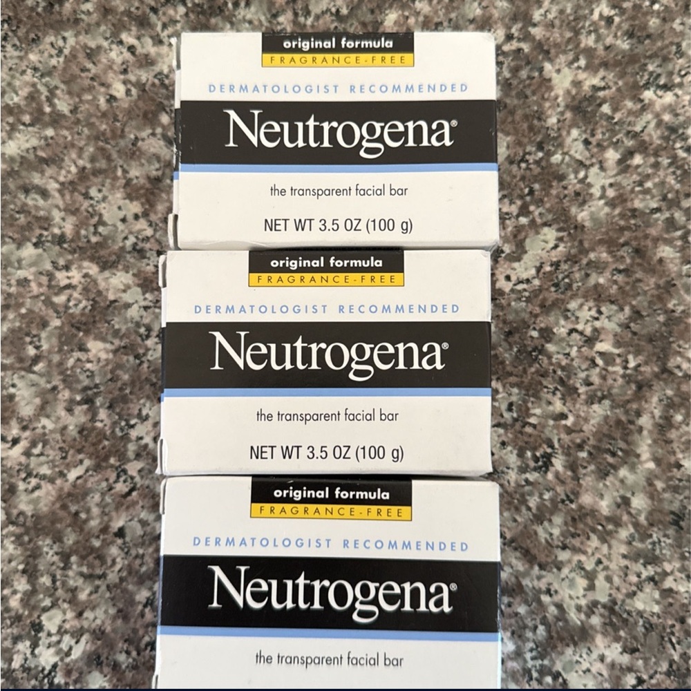 Neutrogena facial bar